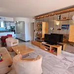 3 Pieces Climatise, Piscine, Acces Plage, Vue Golfe De St Tropez - Fr-1-780-53 * Sainte-Maxime