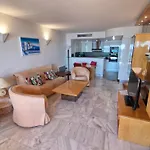 3 Pieces Climatise, Piscine, Acces Plage, Vue Golfe De St Tropez - Fr-1-780-53 Apartament *