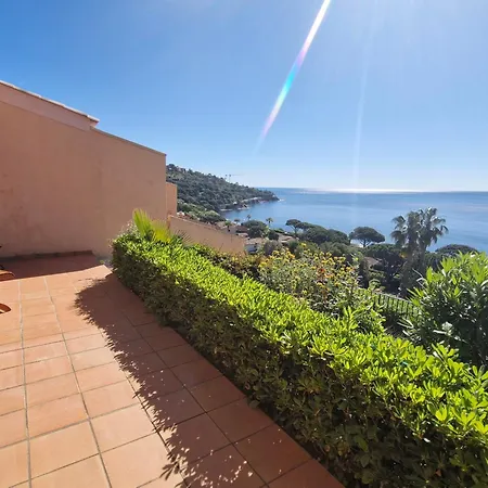 3 Pieces Climatise, Piscine, Acces Plage, Vue Golfe De St Tropez - Fr-1-780-53 Apartment