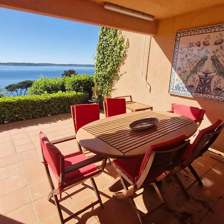 3 Pieces Climatise, Piscine, Acces Plage, Vue Golfe De St Tropez - Fr-1-780-53 Apartment Sainte-Maxime