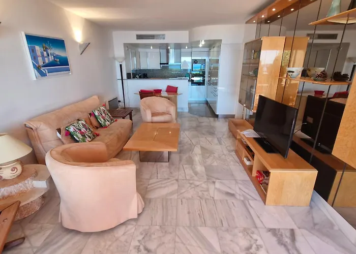 3 Pieces Climatise, Piscine, Acces Plage, Vue Golfe De St Tropez - Fr-1-780-53 Apartment Sainte-Maxime