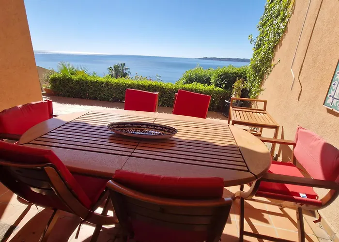 3 Pieces Climatise, Piscine, Acces Plage, Vue Golfe De St Tropez - Fr-1-780-53 Apartment Sainte-Maxime